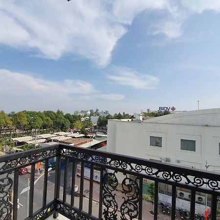 Minh Khue Hotel Vĩnh Long エクステリア 写真