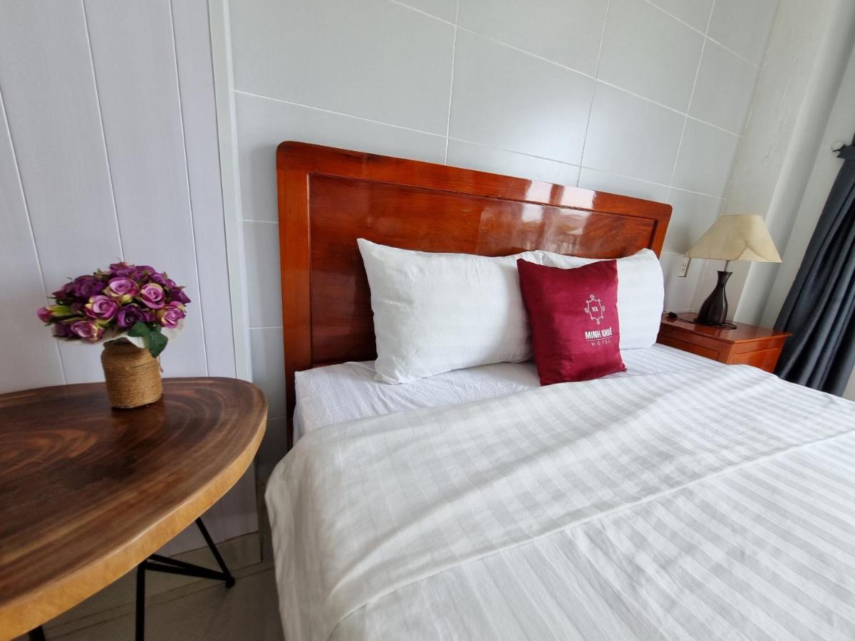Minh Khue Hotel Vĩnh Long エクステリア 写真