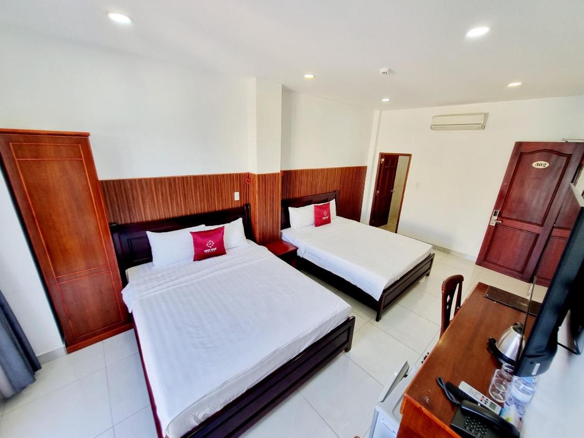 Minh Khue Hotel Vĩnh Long エクステリア 写真