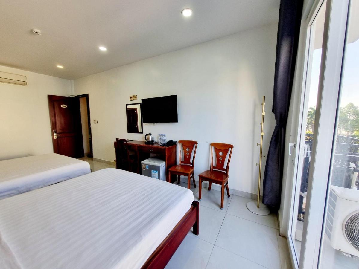 Minh Khue Hotel Vĩnh Long エクステリア 写真