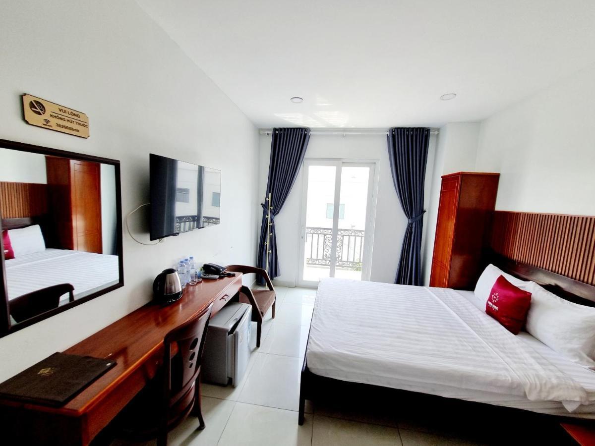Minh Khue Hotel Vĩnh Long エクステリア 写真