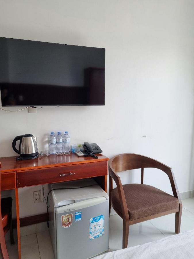 Minh Khue Hotel Vĩnh Long エクステリア 写真