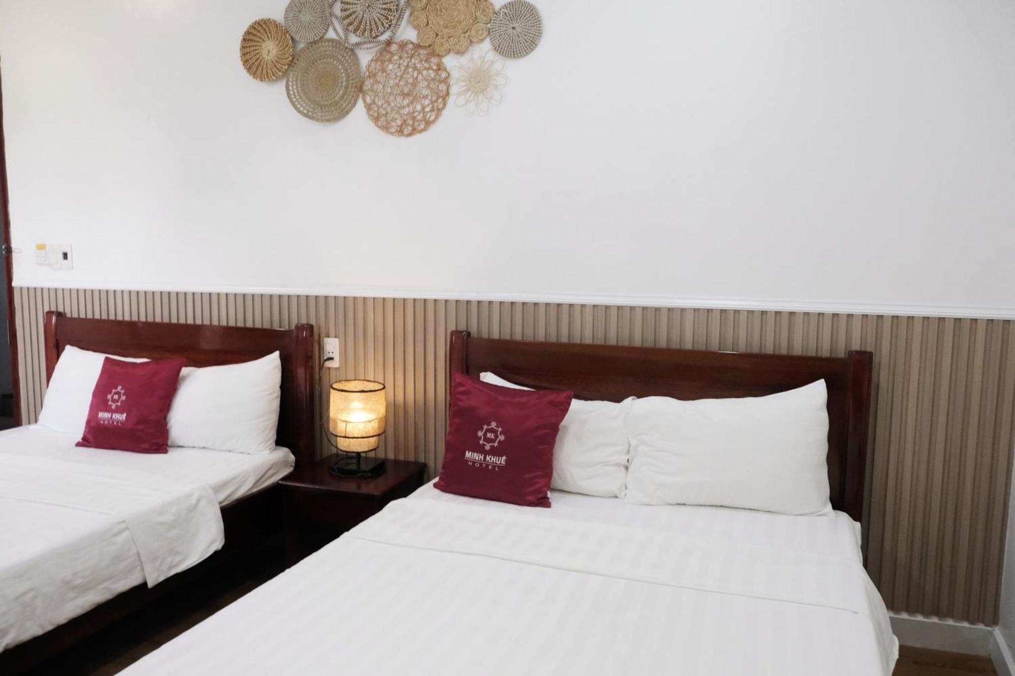 Minh Khue Hotel Vĩnh Long エクステリア 写真