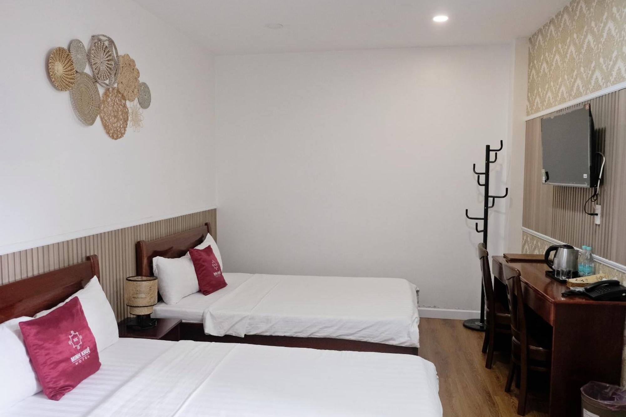 Minh Khue Hotel Vĩnh Long エクステリア 写真